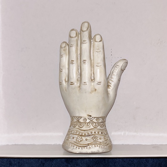 Palmestry Tarot Hand - Picture 2 of 6